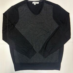 Calvin Klein Large Men's V-Neck Black and Gray Sweater